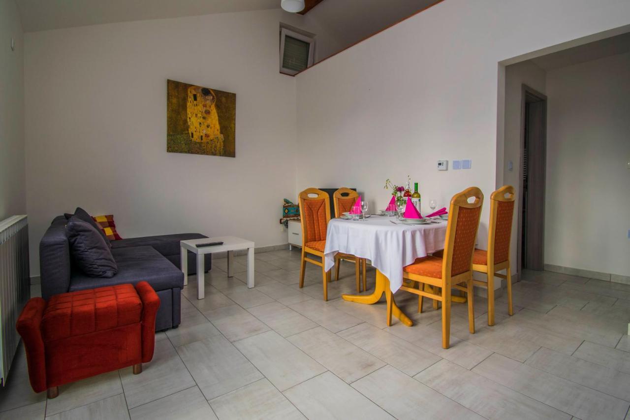 Apartments Relax Near Opatija Extérieur photo